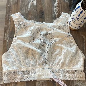 🆕 Victoria Secret Large lace bra